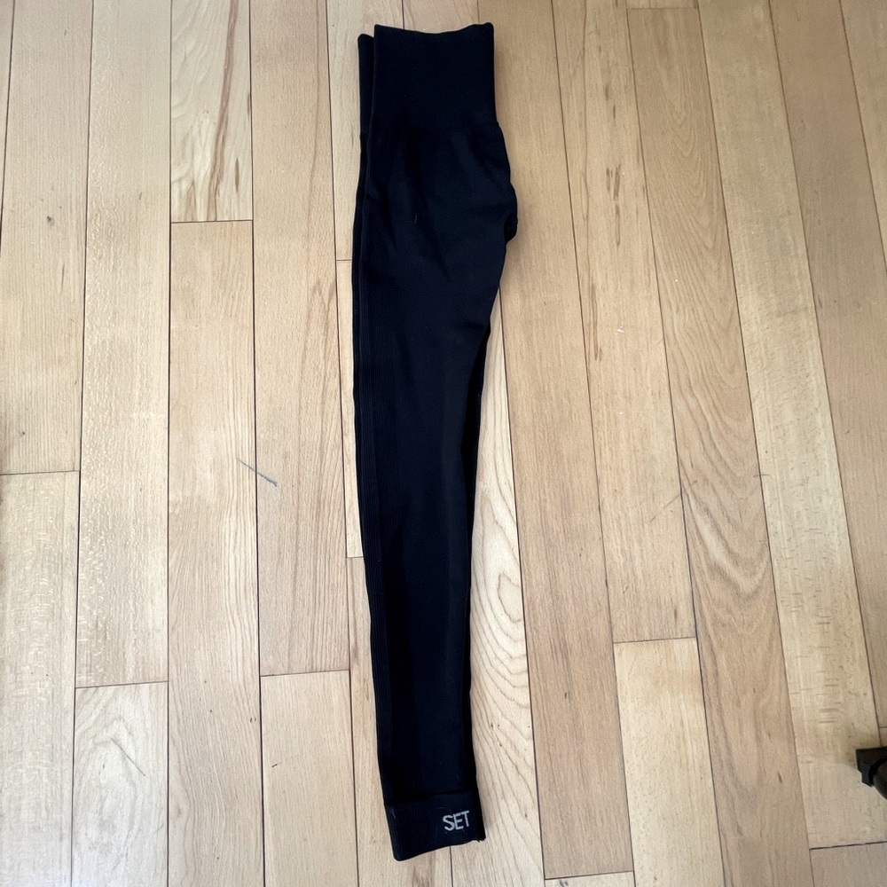 Celeb approved SET ACTIVE leggings!